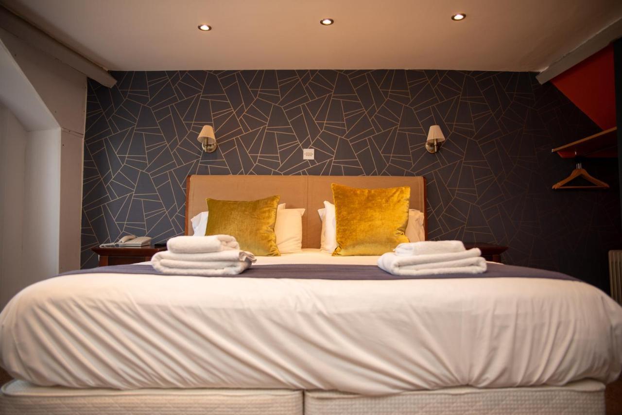 מלון Axbridge The Oak House מראה חיצוני תמונה A bedroom at the hotel